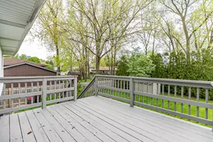 701 N Oriole Ct, Griffith, IN 46319 - Photo 12