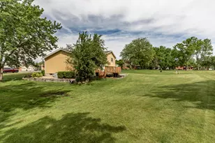 1762 Broadacre Rd, Crown Point, IN 46307 - Photo 44