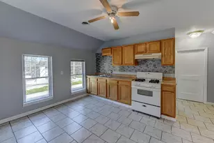 902 Kentucky St, Michigan City, IN 46360 - Photo 10