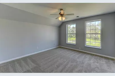 902 Kentucky Street, Michigan City, IN 46360 - Photo 6