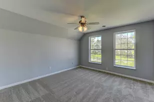 902 Kentucky St, Michigan City, IN 46360 - Photo 6