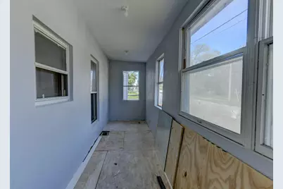 902 Kentucky Street, Michigan City, IN 46360 - Photo 26