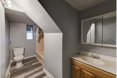 902 Kentucky Street, Michigan City, IN 46360 - Photo 28