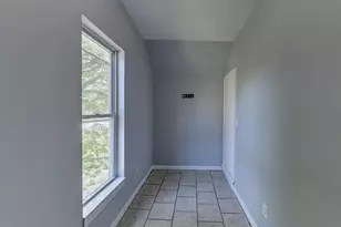 902 Kentucky St, Michigan City, IN 46360 - Photo 14