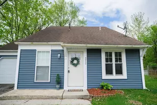 5914 Fillmore Pl, Merrillville, IN 46410 - Photo 2