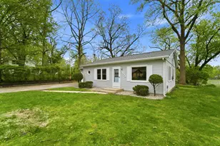 1208 Riley Ct, La Porte, IN 46350 - Photo 2