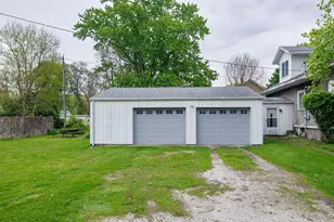 602 E State St, Morocco, IN 47963 - Photo 32
