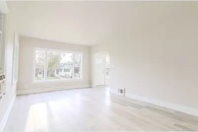 829 Johnson Street, Gary, IN 46402 - Photo 8
