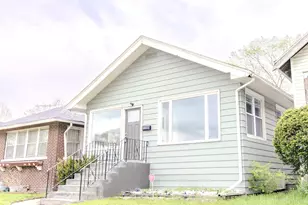 829 Johnson St, Gary, IN 46402 - Photo 1