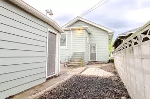 829 Johnson St, Gary, IN 46402 - Photo 40