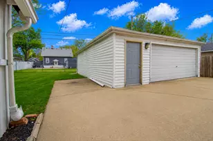 6727 California Ave, Hammond, IN 46323 - Photo 6