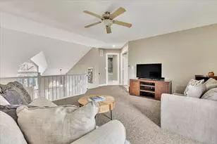 1475 Grand Isle Ct, Hobart, IN 46342 - Photo 18
