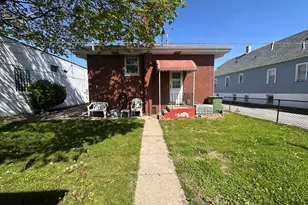 2226 White Oak Ave, Whiting, IN 46394 - Photo 2