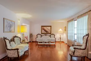 1839 Bluebird Ln, Munster, IN 46321 - Photo 6