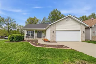 1938 Cory Ln, Chesterton, IN 46304 - Photo 2