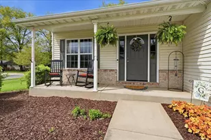 1938 Cory Ln, Chesterton, IN 46304 - Photo 4