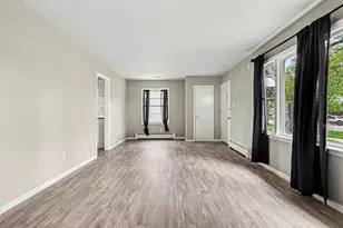 913 S Main St, Crown Point, IN 46307 - Photo 6