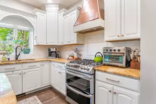 552 Shatz Dr N, Valparaiso, IN 46385 - Photo 16