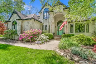 552 Shatz Dr N, Valparaiso, IN 46385 - Photo 2