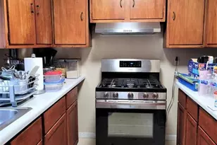 1718 Roosevelt Pl, Gary, IN 46404 - Photo 6