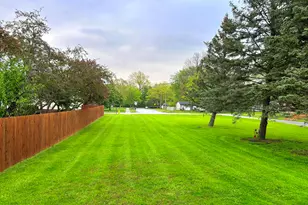 1901 N Rensselaer Ave, Griffith, IN 46319 - Photo 2