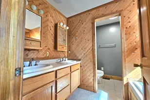 503 Oakwood Dr, Chesterton, IN 46304 - Photo 16