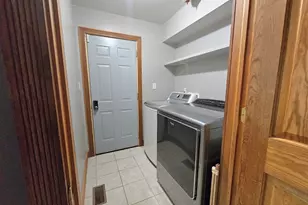 503 Oakwood Dr, Chesterton, IN 46304 - Photo 12