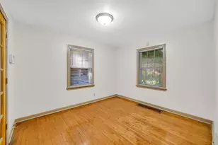 3752 Tyler St, Gary, IN 46408 - Photo 6