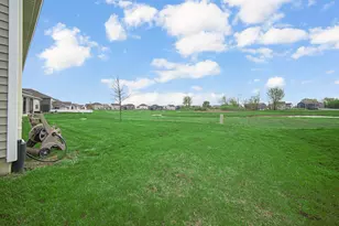 11388 Clyde Dr, Crown Point, IN 46307 - Photo 26
