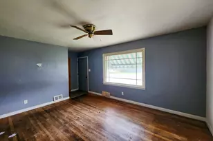 1919 S Carlisle St, South Bend, IN 46613 - Photo 4