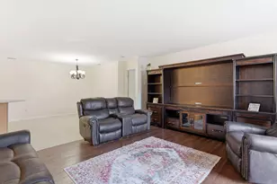 607 Cambridge Ct, Munster, IN 46321 - Photo 8