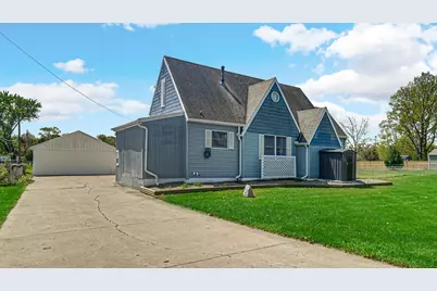 324 W Johnson Road, La Porte, IN 46350 - Photo 1