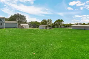 324 W Johnson Rd, La Porte, IN 46350 - Photo 28