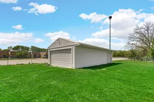 324 W Johnson Rd, La Porte, IN 46350 - Photo 30