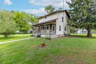6269 Cleveland St, Merrillville, IN 46410 - Photo 2