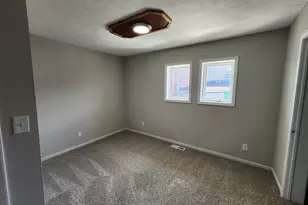113 N Arch St, New Carlisle, IN 46552 - Photo 10