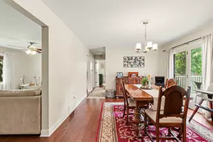1406 Lafayette St, Valparaiso, IN 46383 - Photo 4