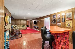 1406 Lafayette St, Valparaiso, IN 46383 - Photo 10