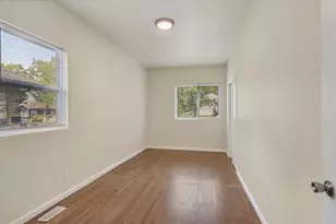 4556 Polk St, Gary, IN 46408 - Photo 12