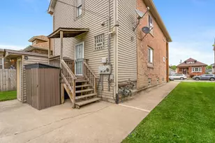5040 Walsh Ave, East Chicago, IN 46312 - Photo 26