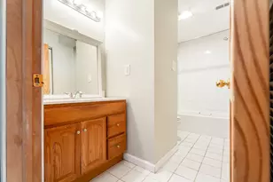 5040 Walsh Ave, East Chicago, IN 46312 - Photo 10