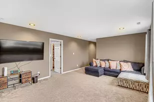 7760 E 123rd Pl, Crown Point, IN 46307 - Photo 12