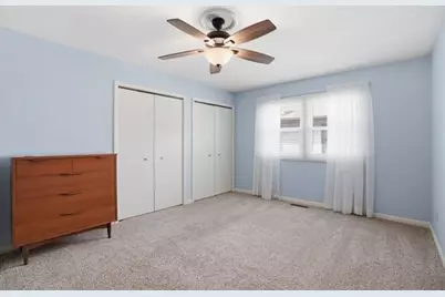 1547 W 99th Avenue, Crown Point, IN 46307 - Photo 8