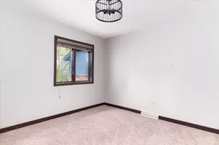 9131 Colfax St, Crown Point, IN 46307 - Photo 10