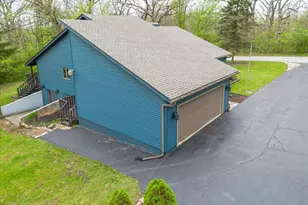 9131 Colfax St, Crown Point, IN 46307 - Photo 18