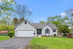 901 Milton St, Valparaiso, IN 46385 - Photo 1