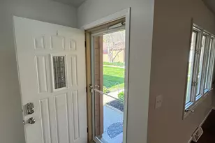 1605 Earthstone Dr, Valparaiso, IN 46383 - Photo 12