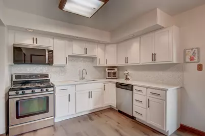 2611 Crowsnest Drive, Hobart, IN 46342 - Photo 8
