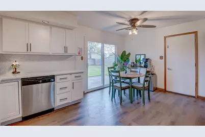 2611 Crowsnest Drive, Hobart, IN 46342 - Photo 10