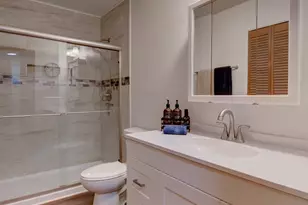 2611 Crows Nest Dr, Hobart, IN 46342 - Photo 20